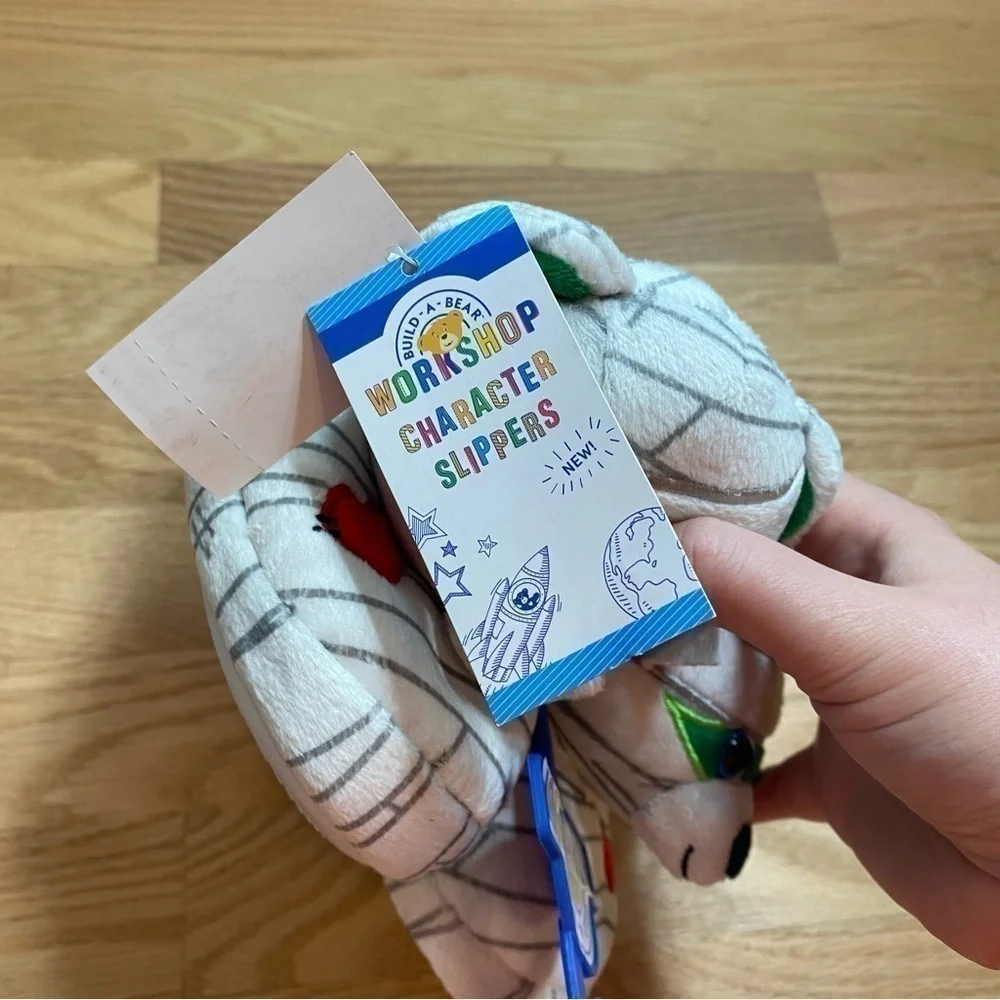 Build a Bear Mummy Slippers NWT 12-13 Kids White Green Halloween